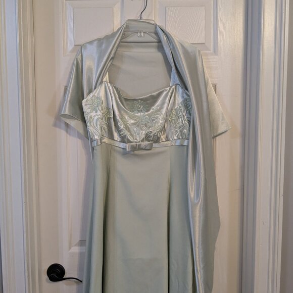 Mori Lee Custom Mint Green Formal Gown with Matching Shawl | Floor Length Dress - Picture 5 of 5